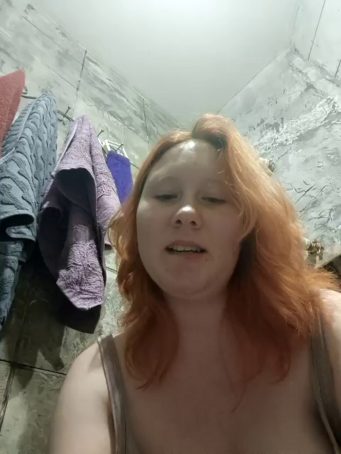 Lo-li-ta