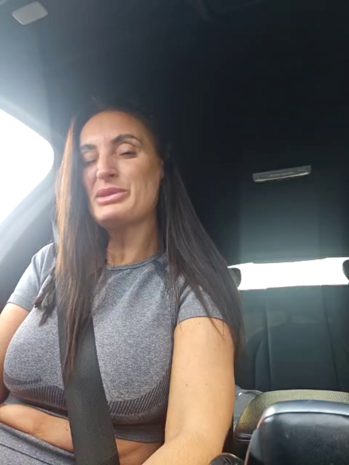busty-milf-harper