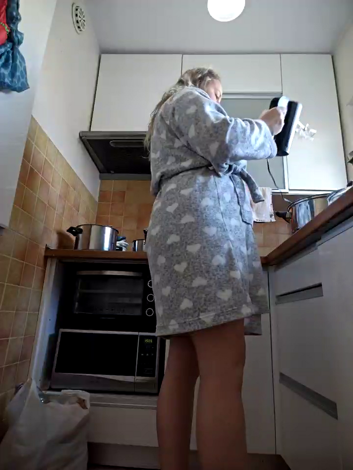 Angela99