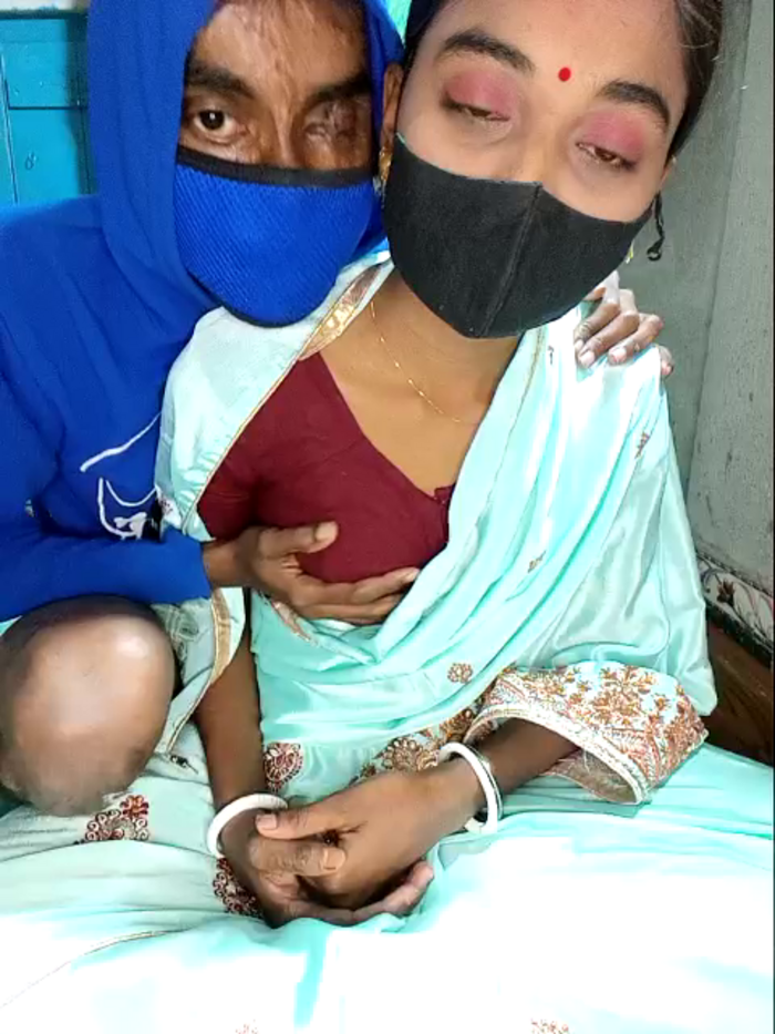 Hotbhabhi85