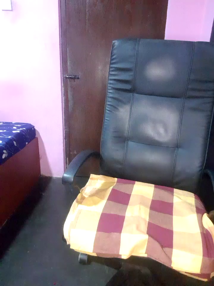 Ashavindi_hot