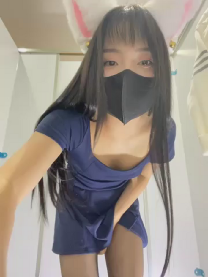 Asia-Lynn