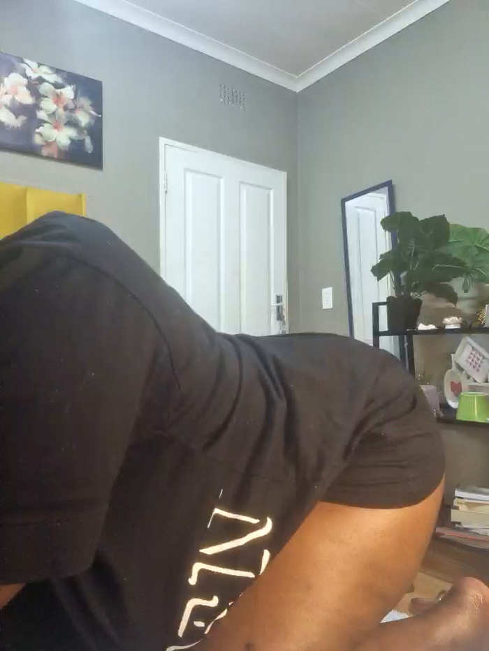 Bustygoddess32