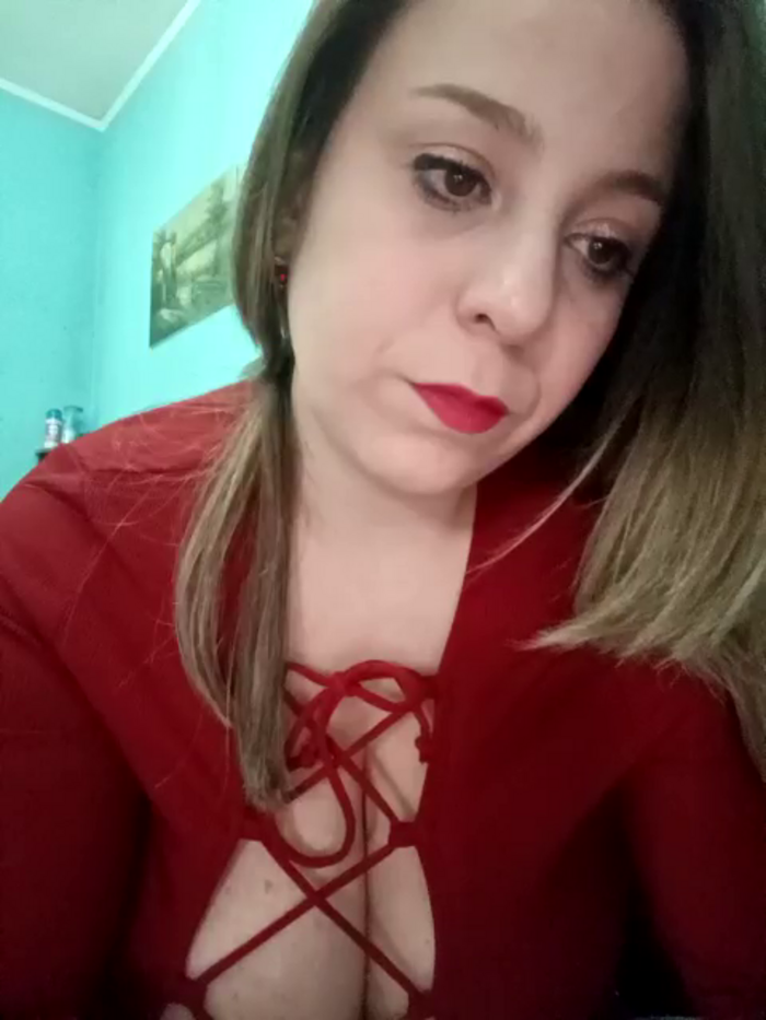 Emma96_hot