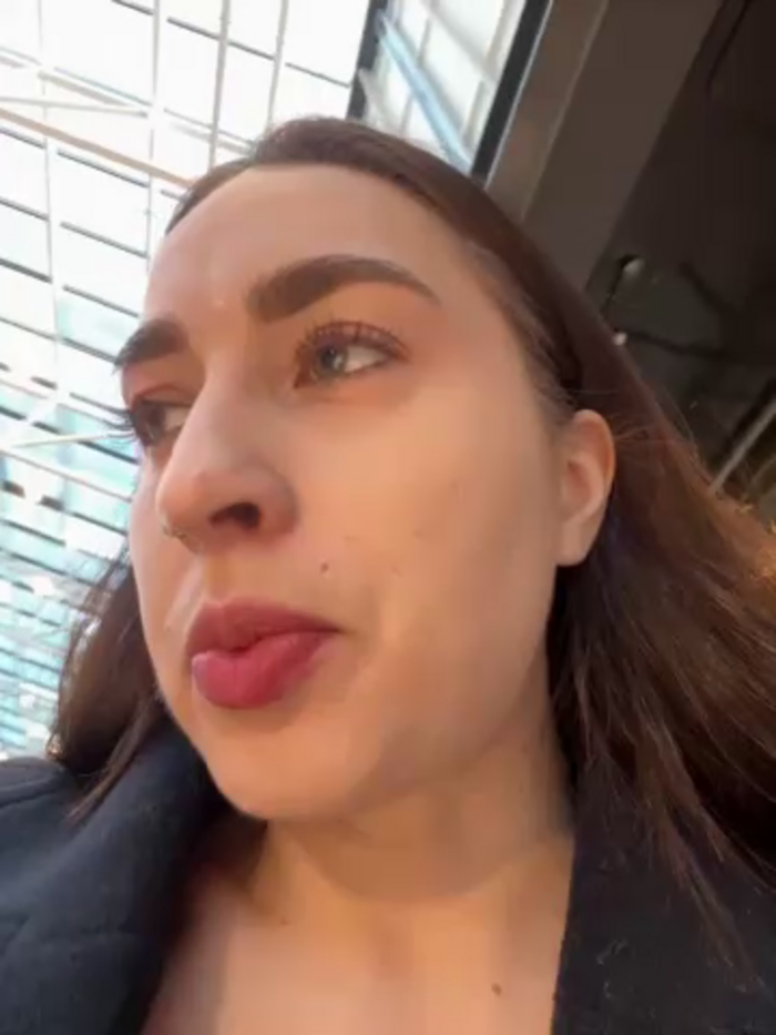 Holly_Play