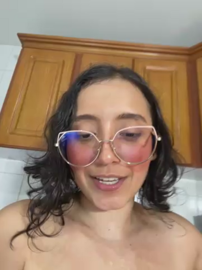 Kay_LustyWife