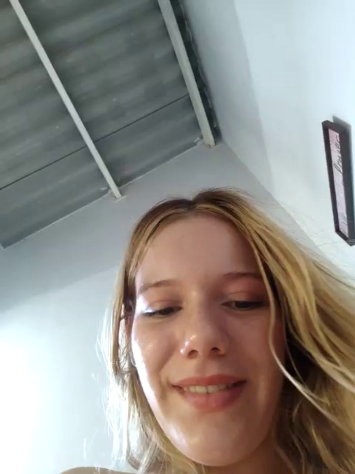 NicoleCut