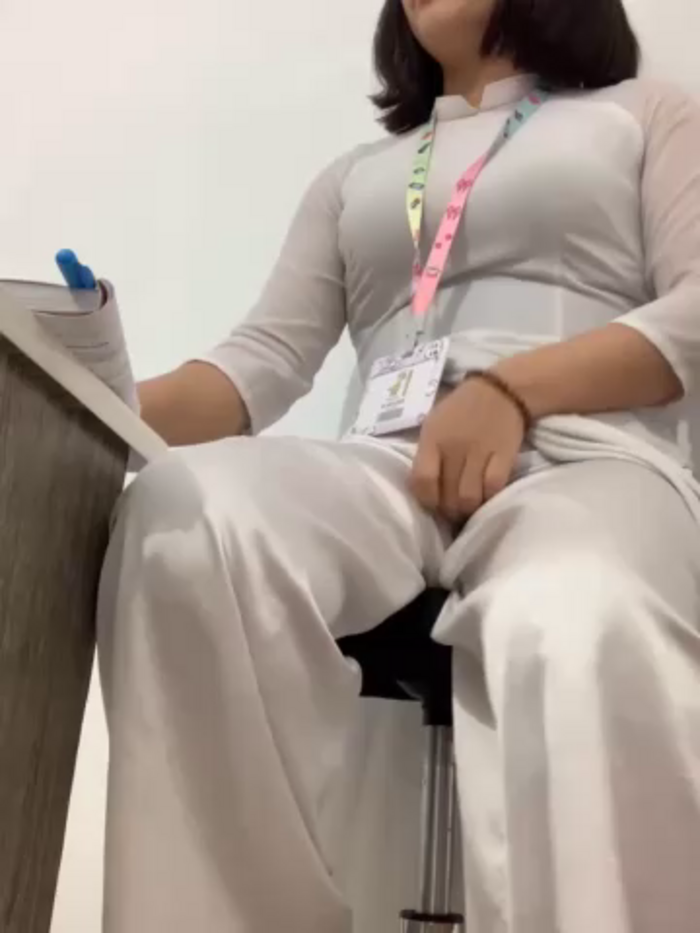 Schoolgirl_6969