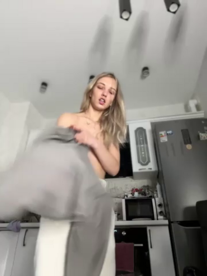 Adelina0001
