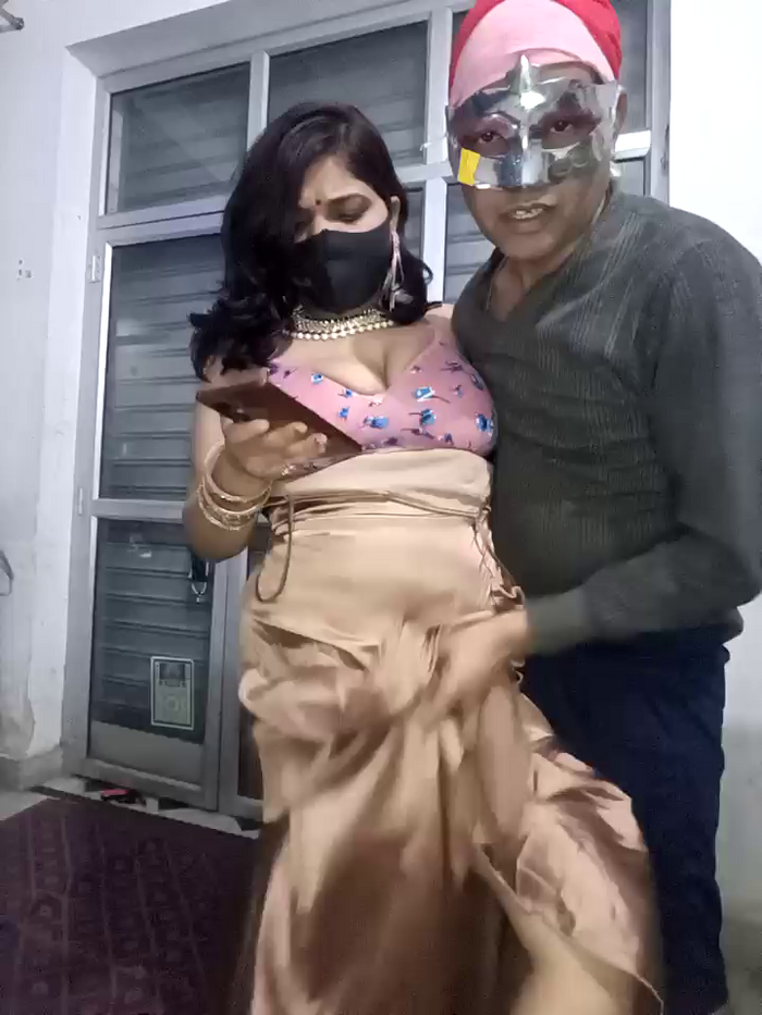 Sexy-cpl-riya