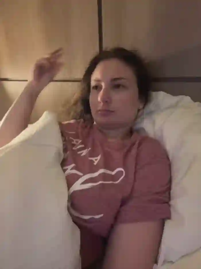 2025/01/01/stripchat-milfymrsrobinson-13-48-38