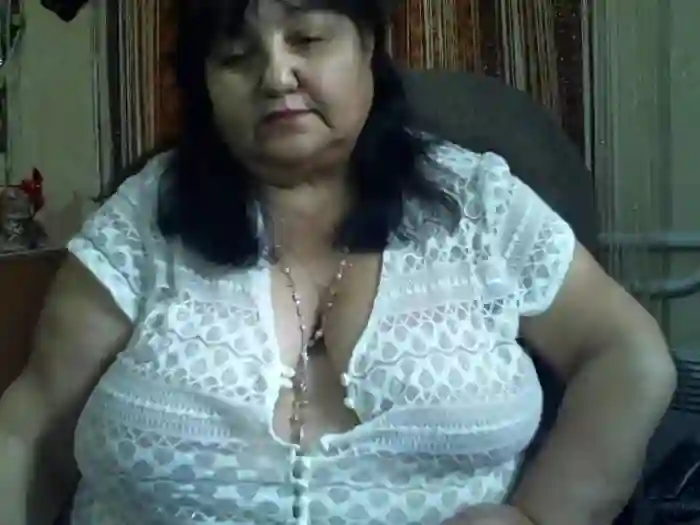 2025/01/01/stripchat-nezsbudka-08-35-09