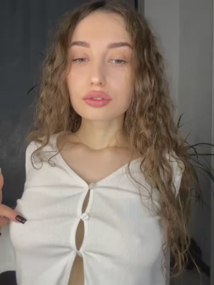 Polli_Kiss
