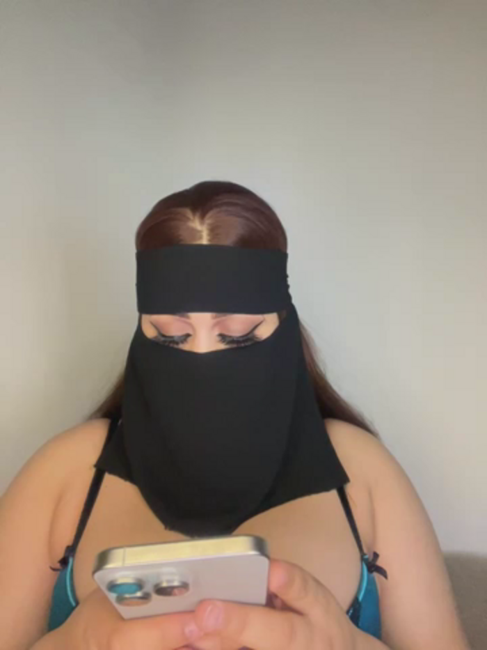 QueenDina777