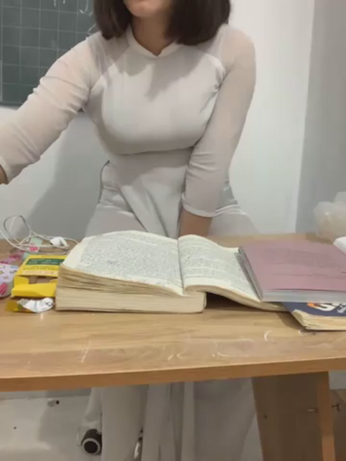 Schoolgirl_6969