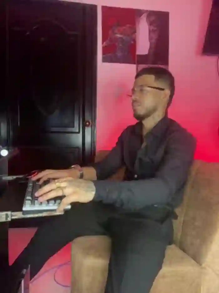 2025/01/01/stripchat-davide_daniels-12-39-17