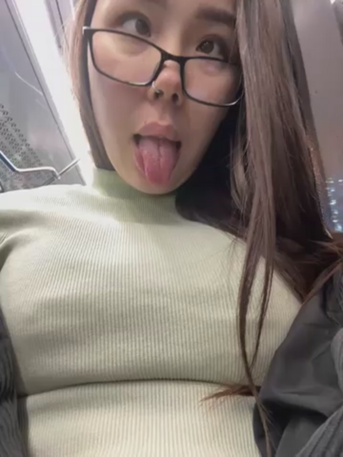 Asian_Asami