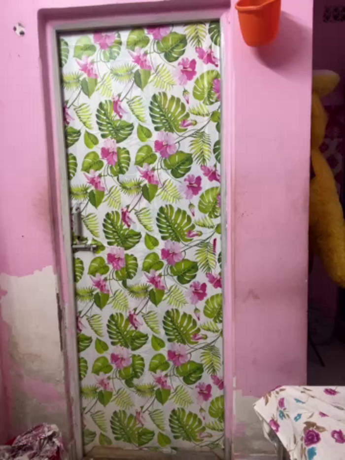 Naughty_hot_Rose