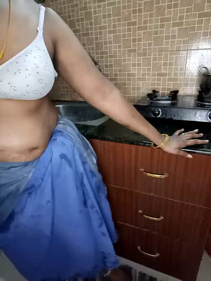 Tamil-hotwife