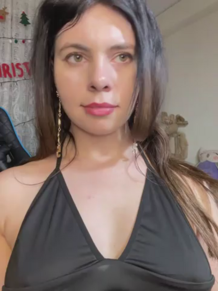 CurlyLara