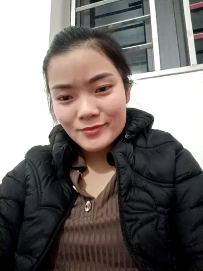Huong024