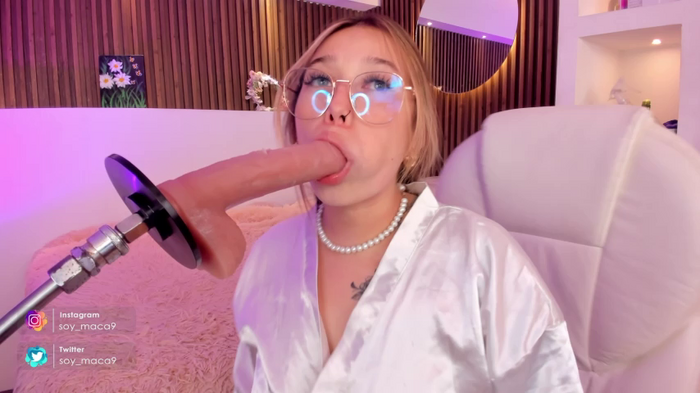 lilith_gray9