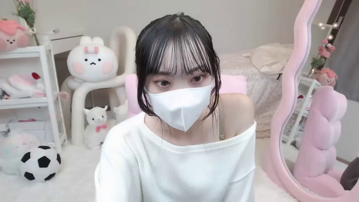 momo_room