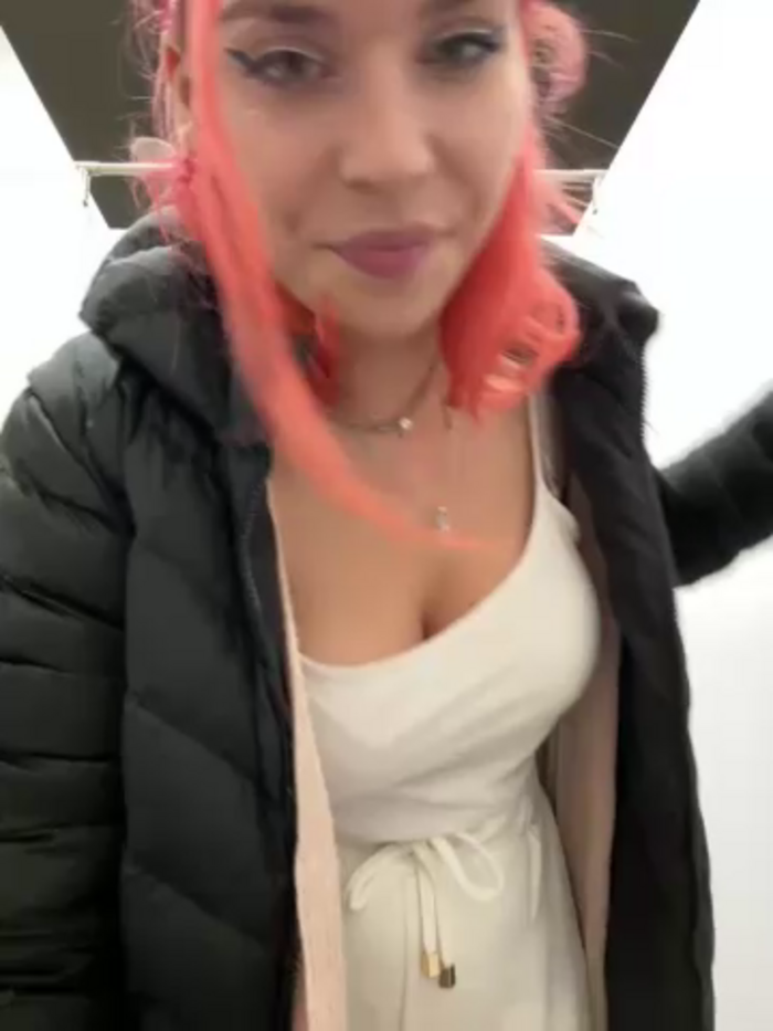 RiriRoseey