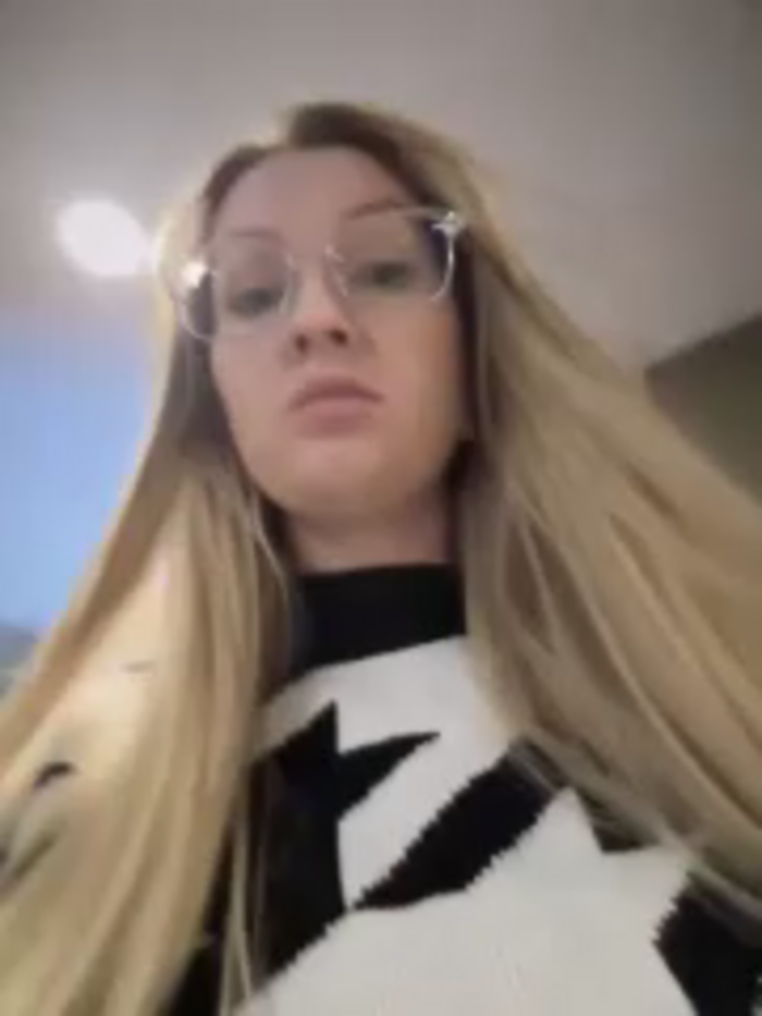 Teya_moon_