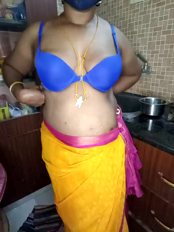 Tamil-hotwife