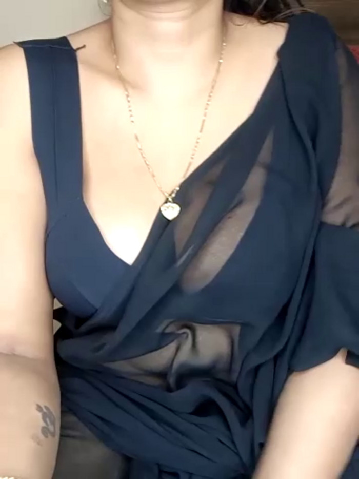 kaamuk_shweta