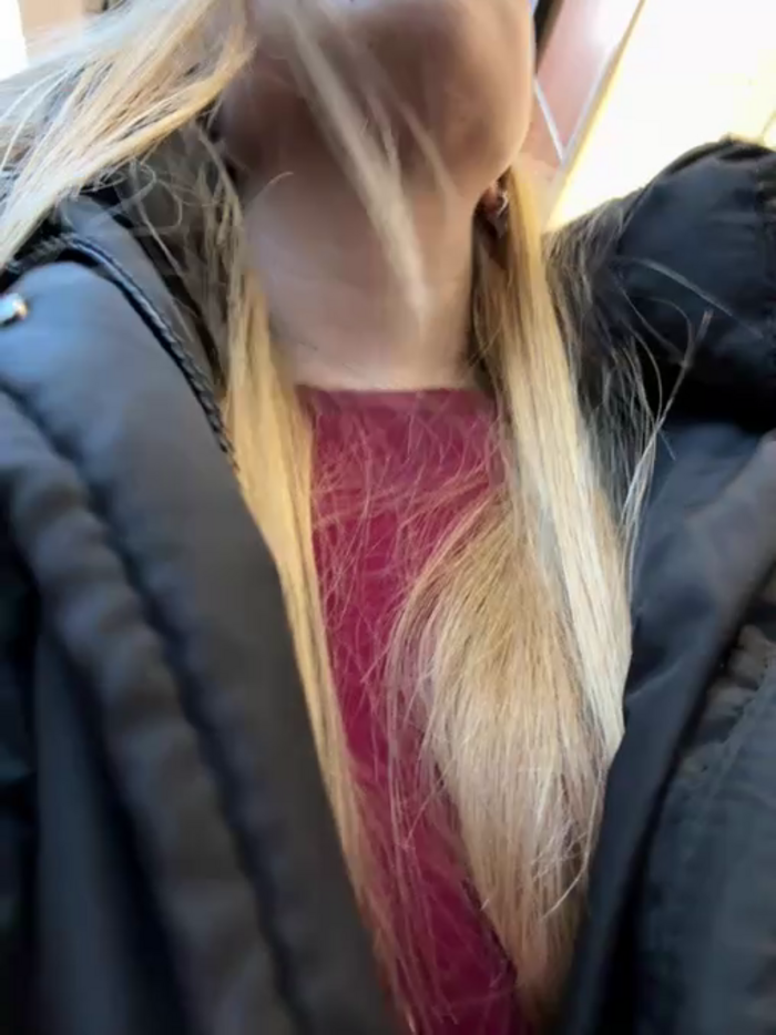 mur_girl