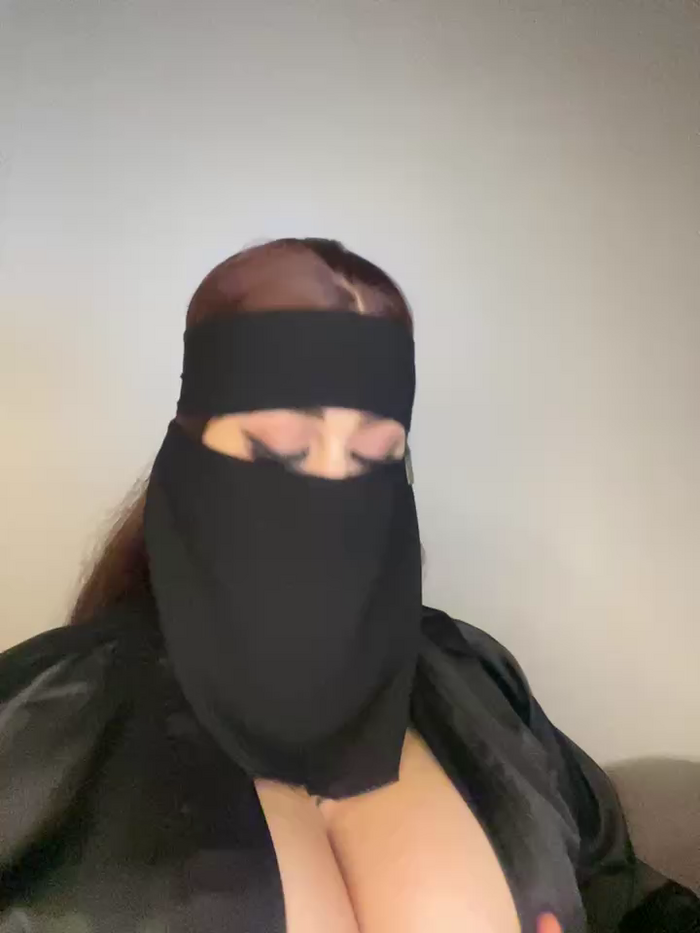 QueenDina777