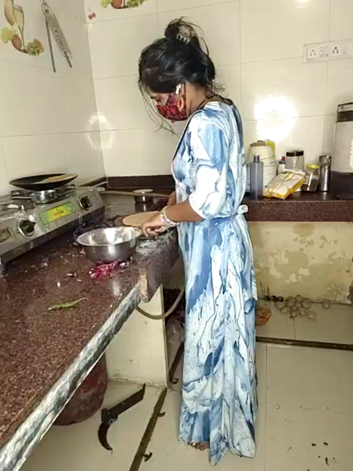 DesiRiya77