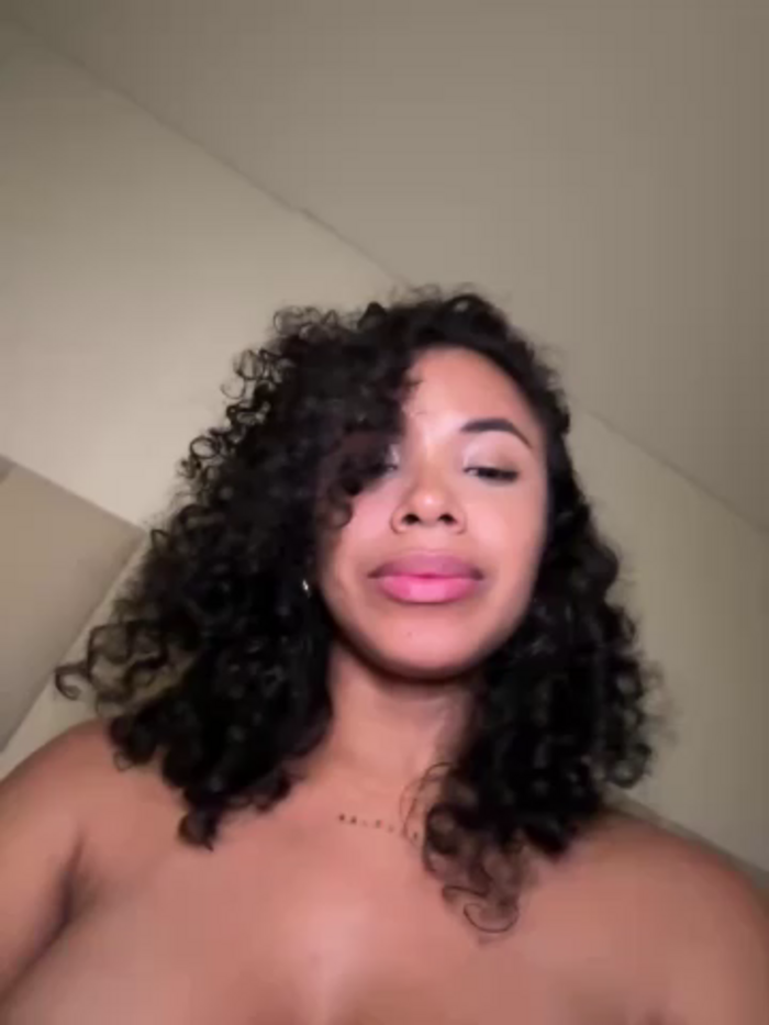 Brunettexio