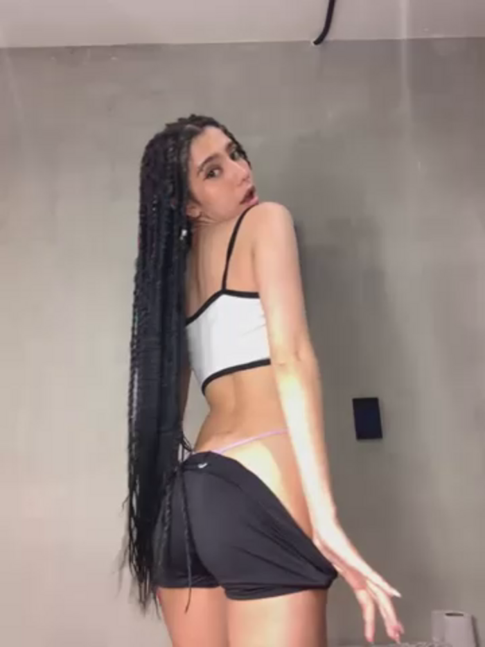 Katee_Jones