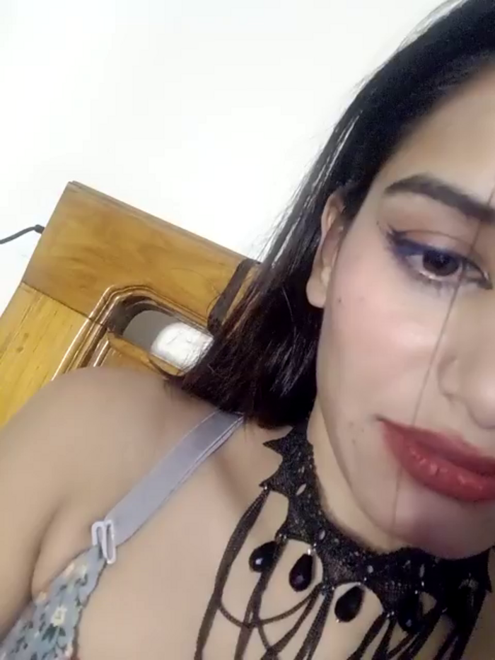 Lusty_Queen69