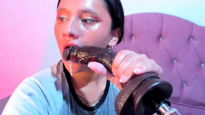 Mila_nixon02