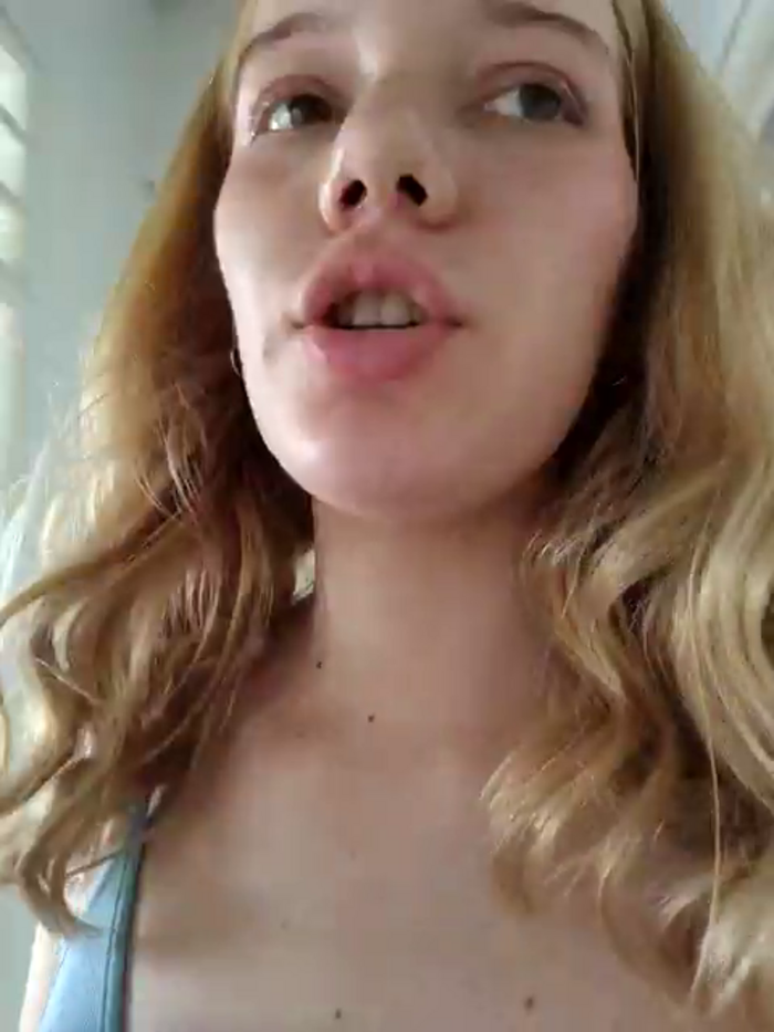 NicoleCut