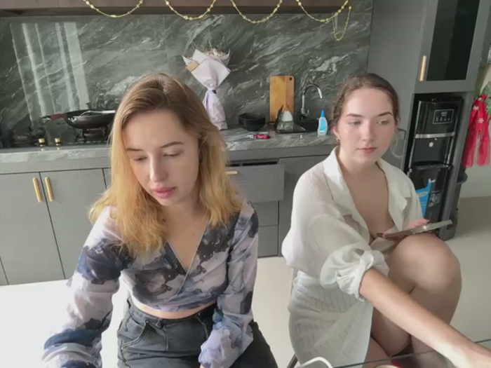 Nura_n_Sarah