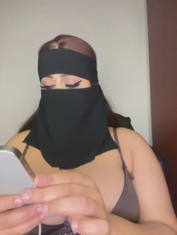 QueenDina777