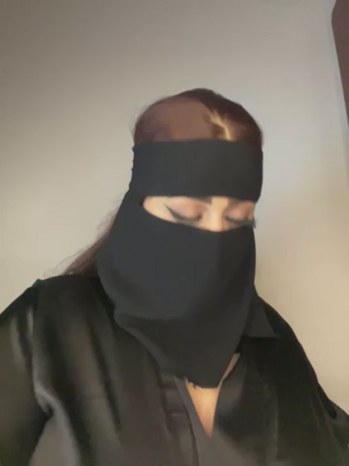 QueenDina777