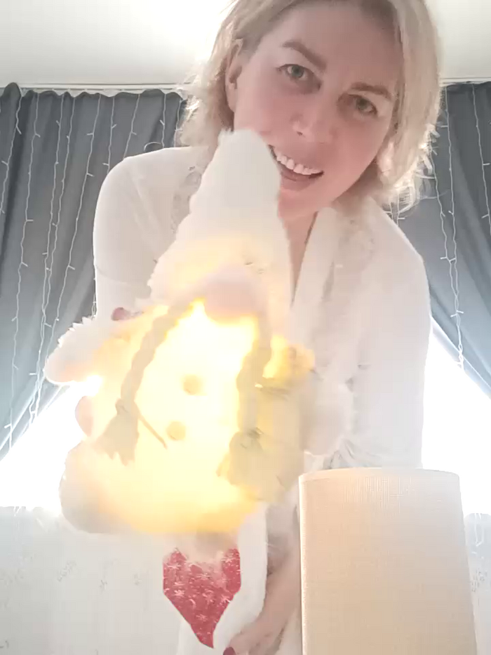stellahere8