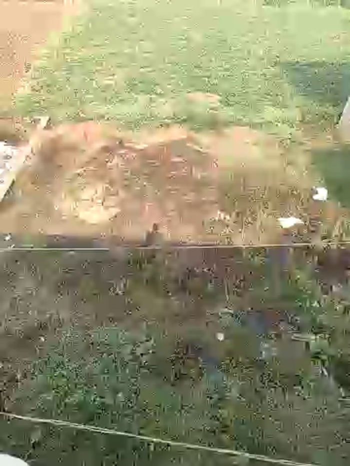 COUPLLE_VILLAGE
