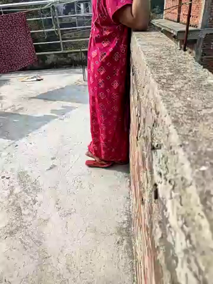 COUPLLE_VILLAGE
