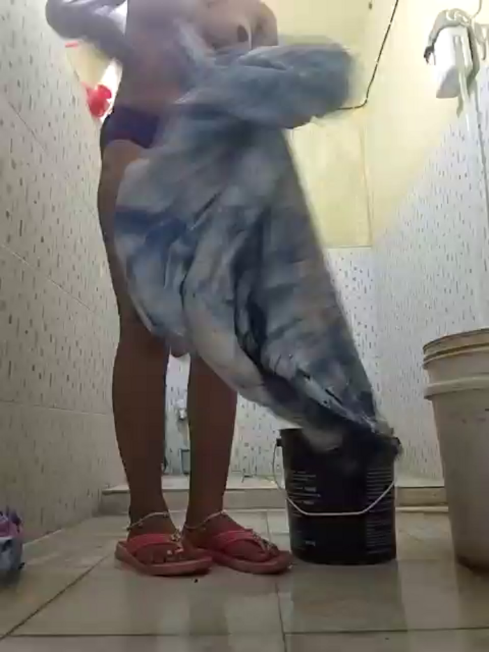 DesiRiya77