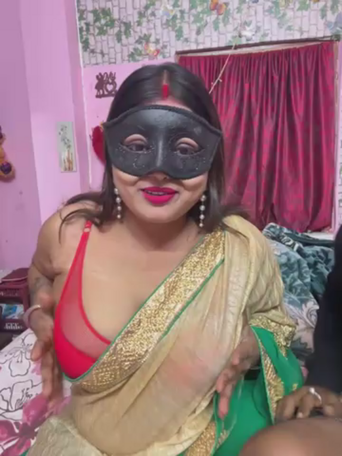 Naughty_hot_Rose