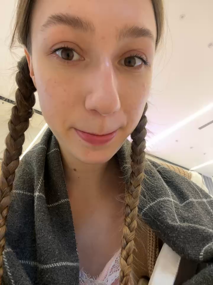 Lia__Love