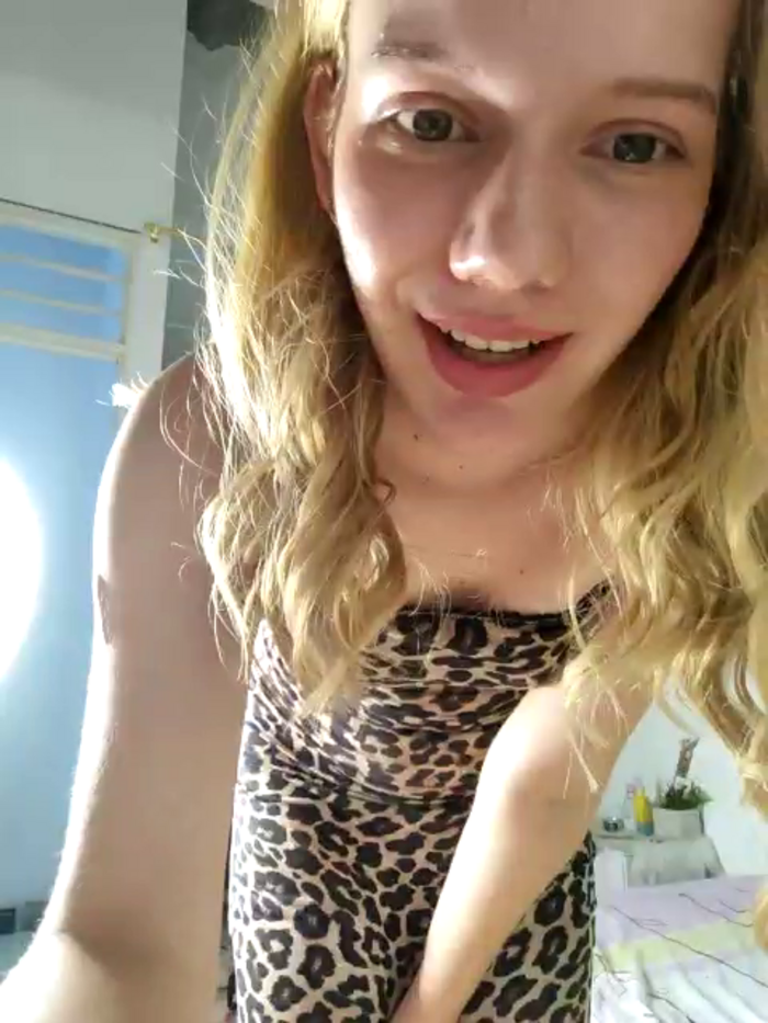NicoleCut