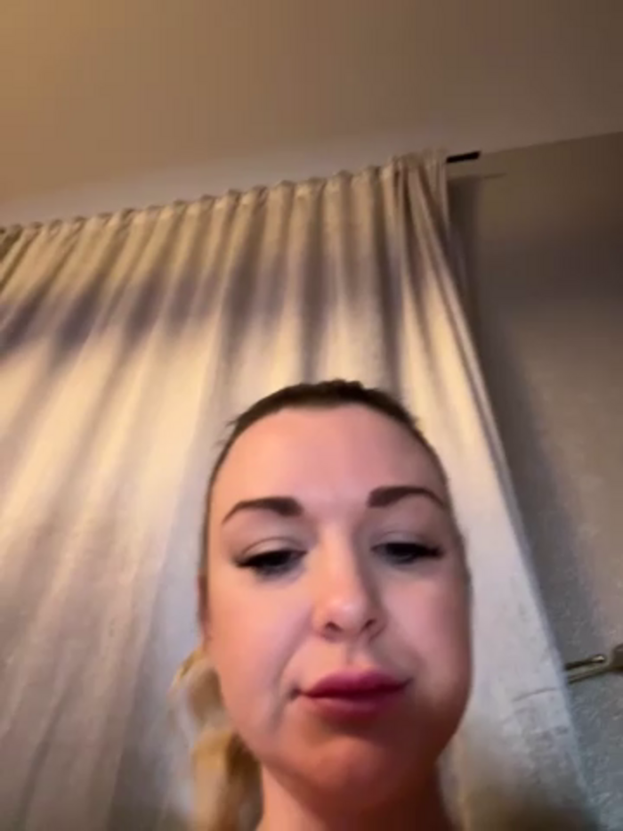 Bella-Tight